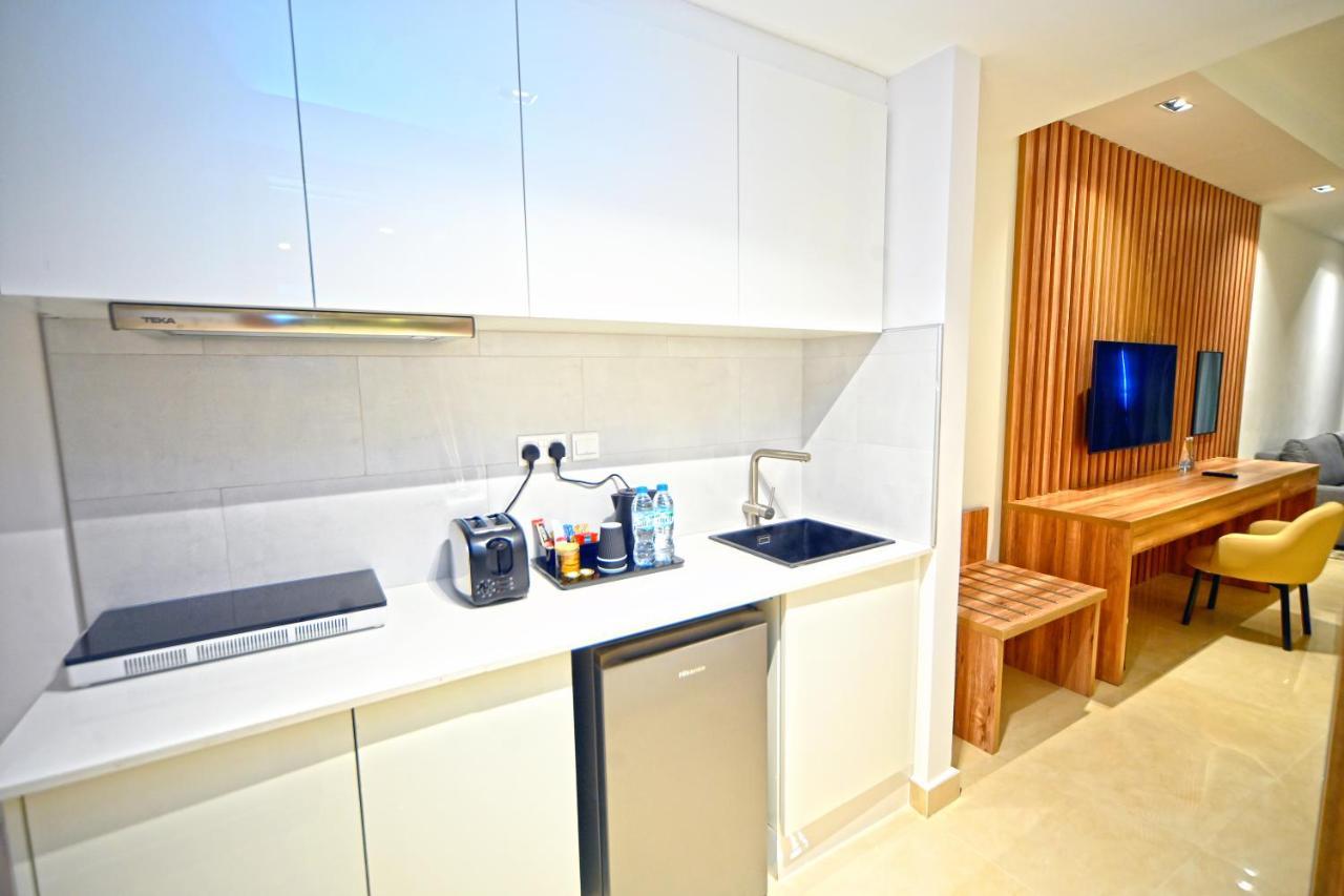 Pyramisa Hotel Apartments ドバイ エクステリア 写真