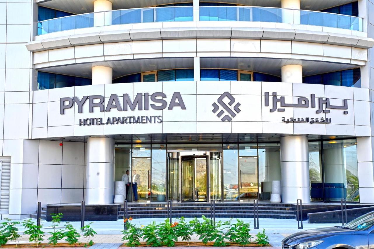 Pyramisa Hotel Apartments ドバイ エクステリア 写真