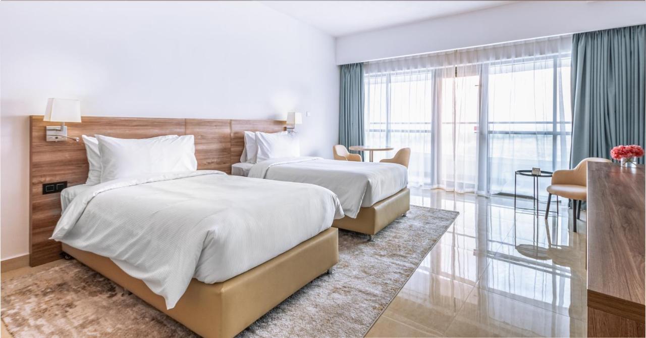 Pyramisa Hotel Apartments ドバイ エクステリア 写真