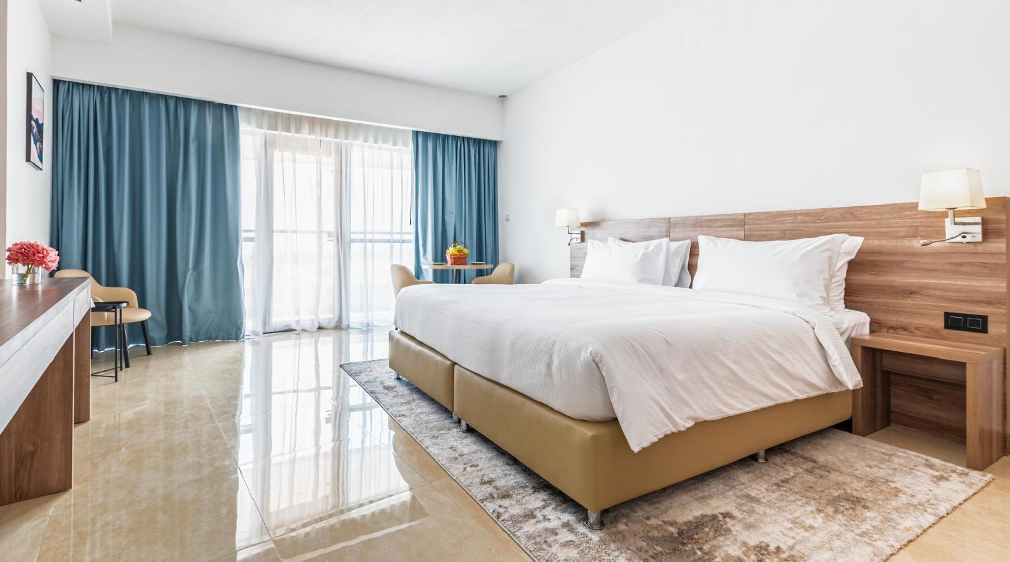 Pyramisa Hotel Apartments ドバイ エクステリア 写真