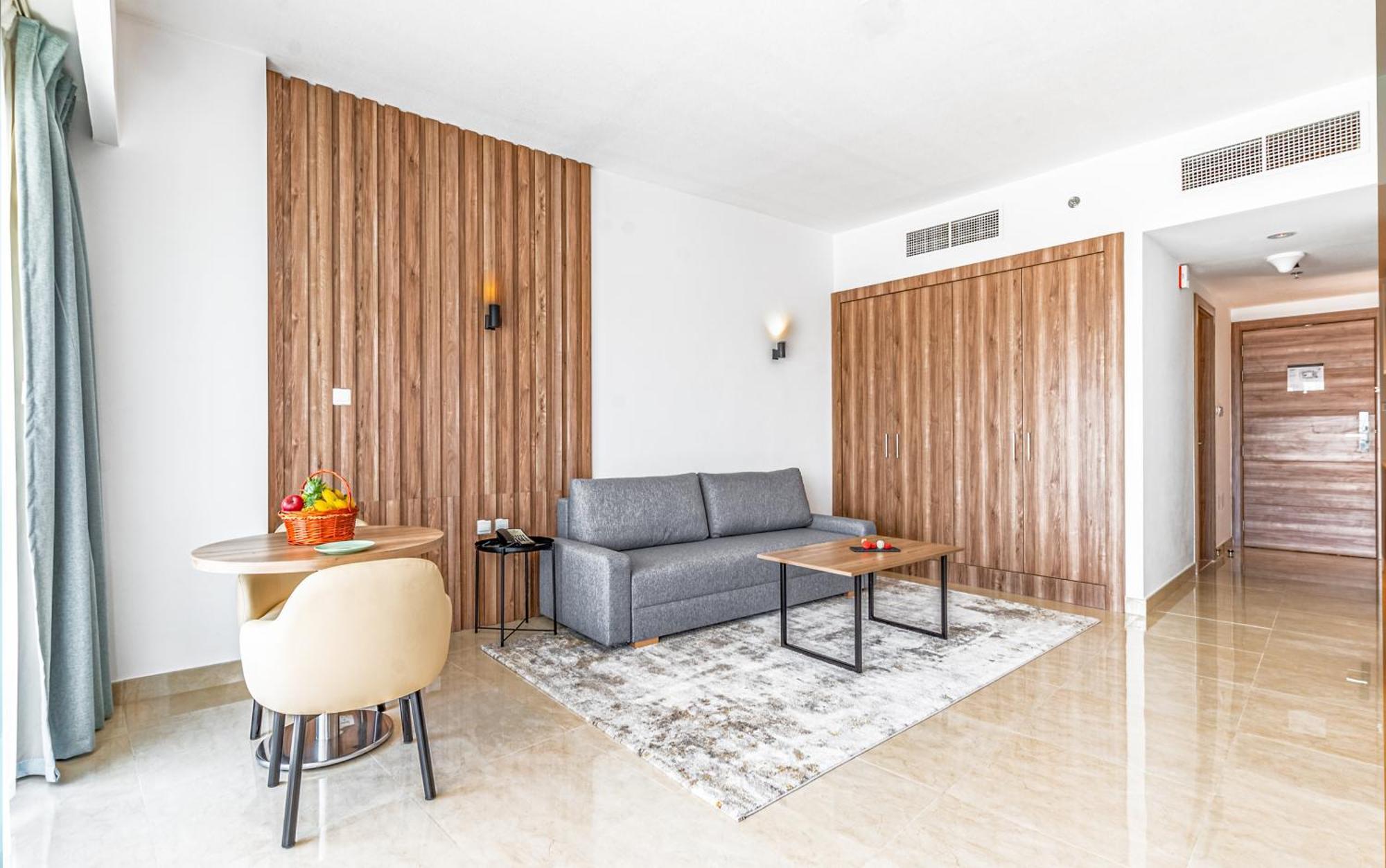 Pyramisa Hotel Apartments ドバイ エクステリア 写真