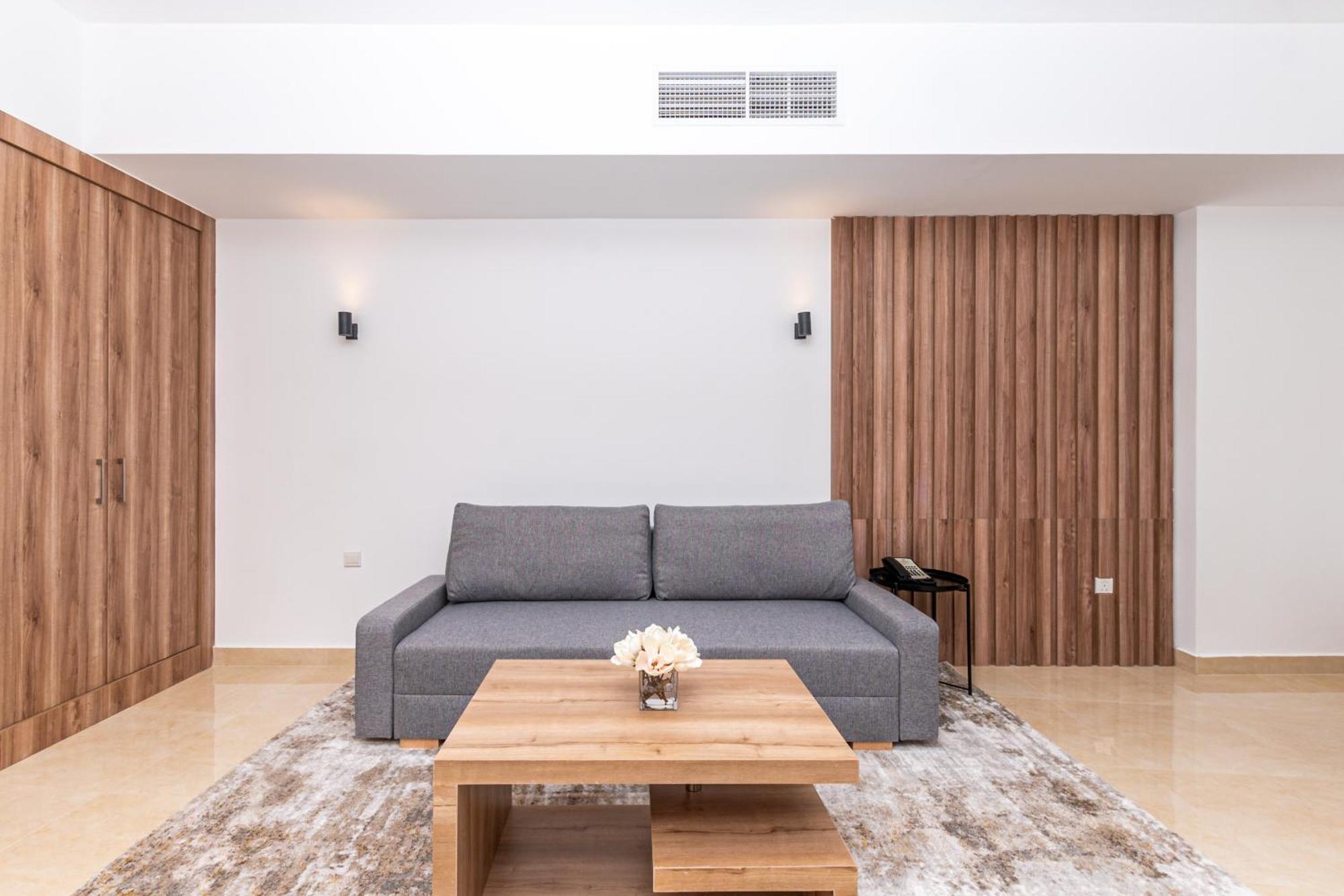 Pyramisa Hotel Apartments ドバイ エクステリア 写真
